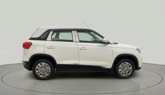 2021 Maruti Vitara Brezza LXI, Petrol, Manual, 1,03,097 km, Right Side View