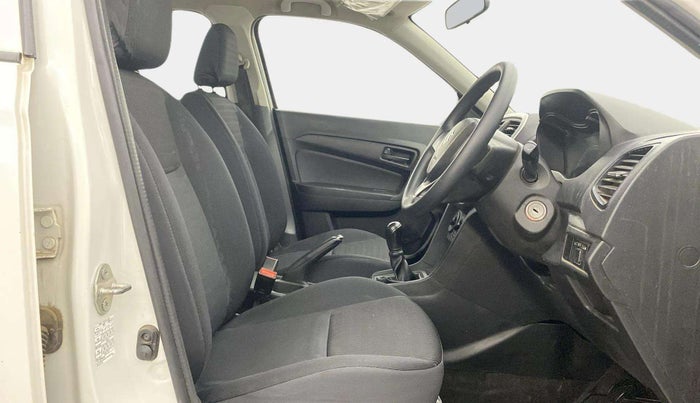 2021 Maruti Vitara Brezza LXI, Petrol, Manual, 1,03,097 km, Right Side Front Door Cabin