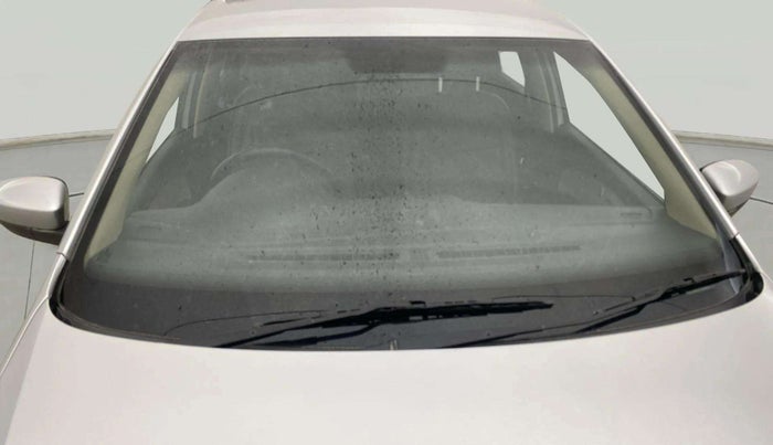 2015 Volkswagen Polo HIGHLINE1.2L, Petrol, Manual, 12,700 km, Front Windshield