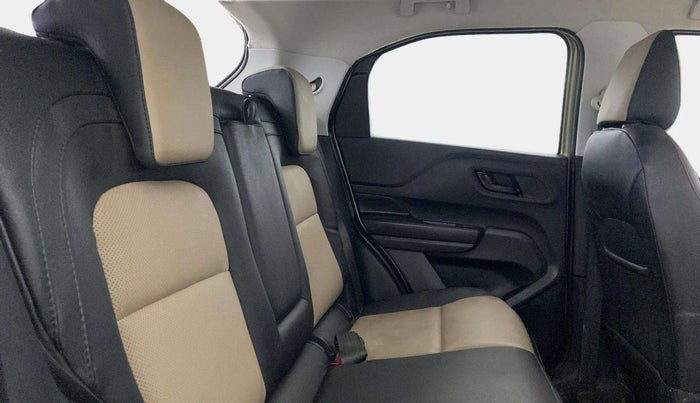 2022 Tata PUNCH CREATIVE 1.2 AMT KAZIRANGA EDITION , Petrol, Automatic, 15,935 km, Right Side Rear Door Cabin