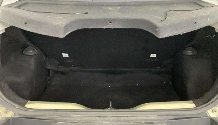 2022 Tata PUNCH CREATIVE 1.2 AMT KAZIRANGA EDITION , Petrol, Automatic, 15,935 km, Boot Inside