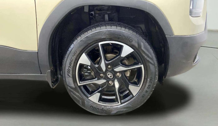 2022 Tata PUNCH CREATIVE 1.2 AMT KAZIRANGA EDITION , Petrol, Automatic, 15,935 km, Right Front Wheel