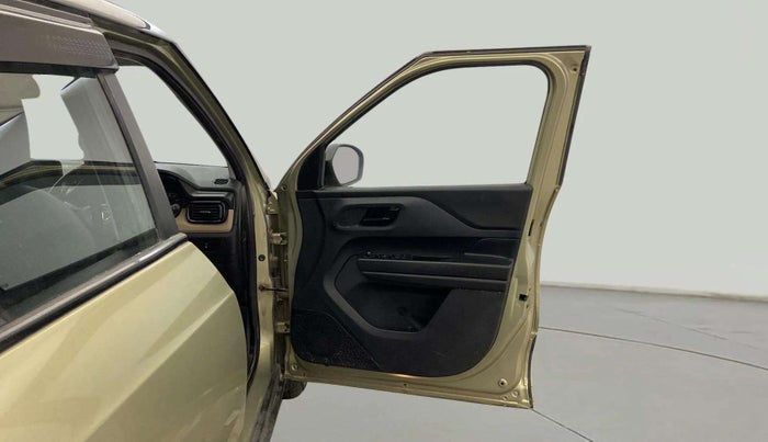 2022 Tata PUNCH CREATIVE 1.2 AMT KAZIRANGA EDITION , Petrol, Automatic, 15,935 km, RHS Front Door