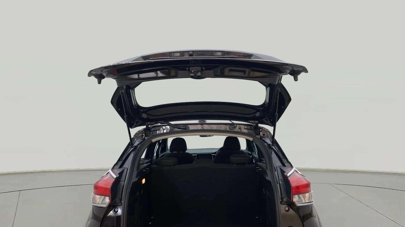 2021 Nissan Kicks XV 1.5, Petrol, Manual, 50,096 km, Boot Door Open