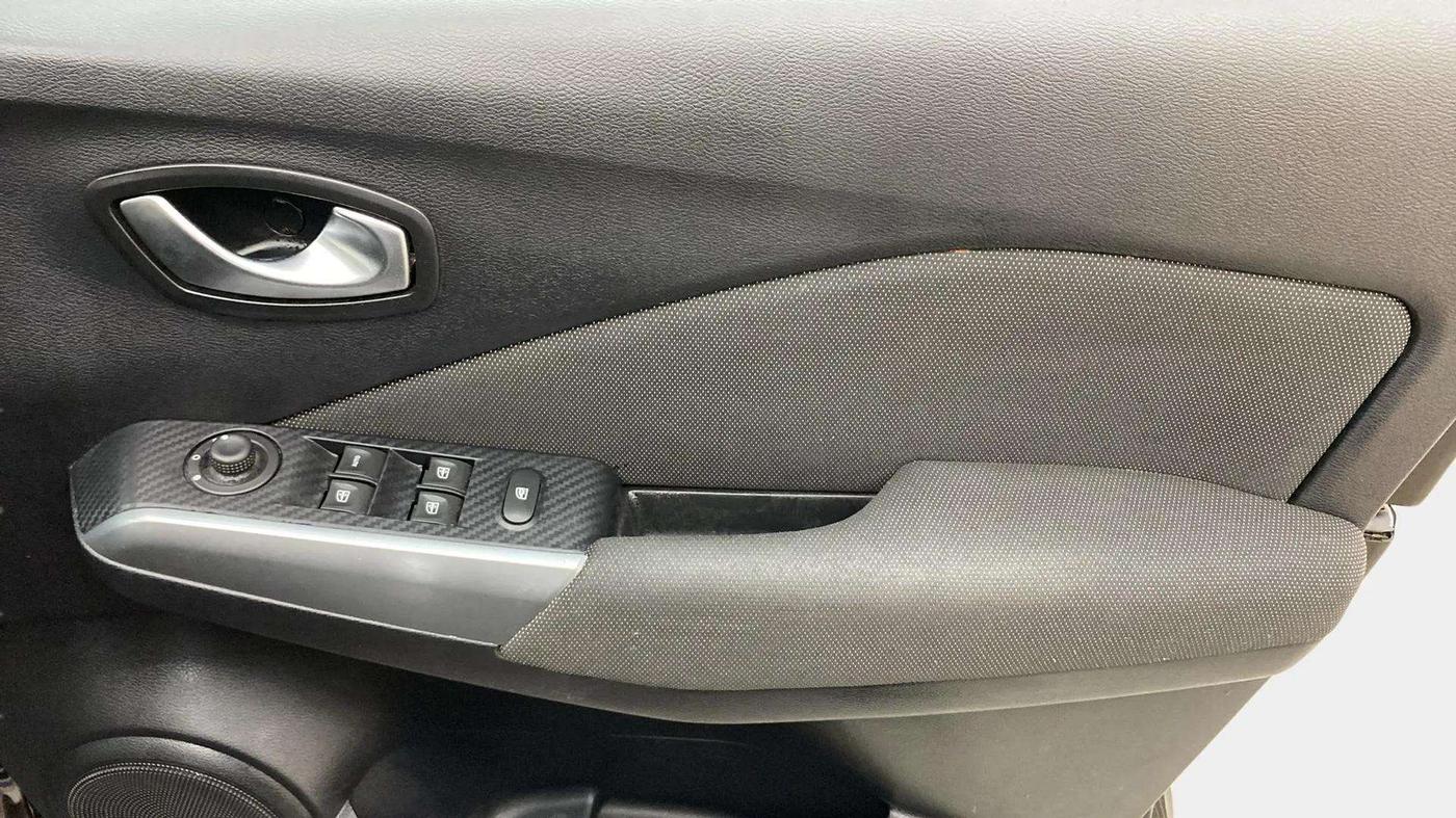 2021 Nissan Kicks XV 1.5, Petrol, Manual, 50,096 km, Driver Side Door Panels Control