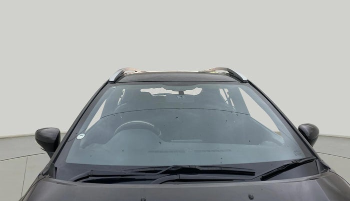 2021 Nissan Kicks XV 1.5, Petrol, Manual, 50,096 km, Front Windshield