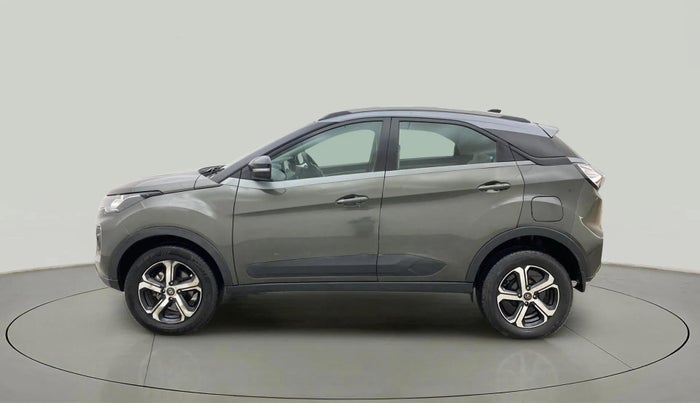2022 Tata NEXON XZ PLUS (PREMIUM) PETROL DUAL TONE, Petrol, Manual, 49,837 km, Left Side