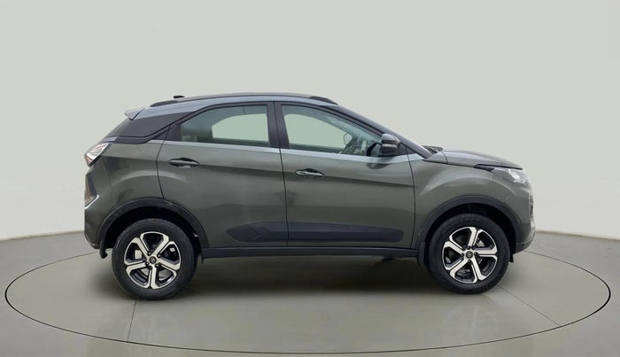 2022 Tata NEXON XZ PLUS (PREMIUM) PETROL DUAL TONE, Petrol, Manual, 49,837 km, Right Side View