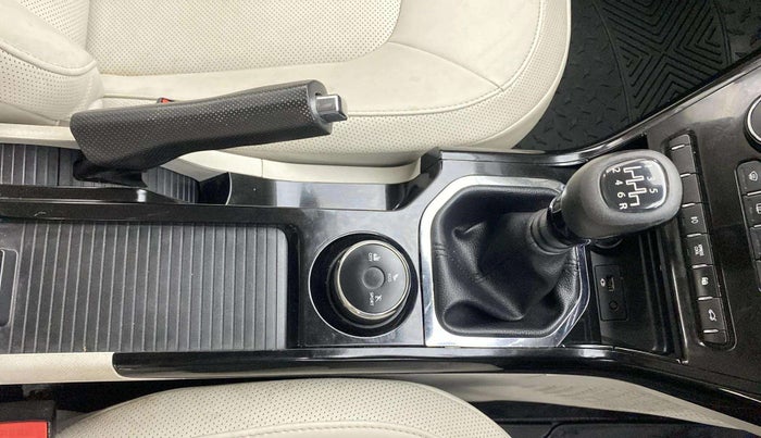 2022 Tata NEXON XZ PLUS (PREMIUM) PETROL DUAL TONE, Petrol, Manual, 49,837 km, Gear Lever
