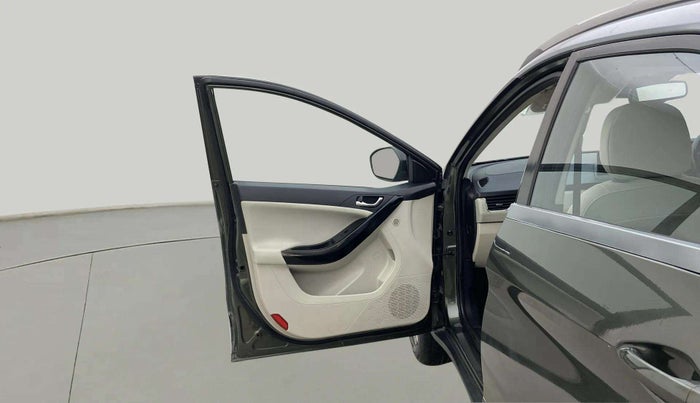 2022 Tata NEXON XZ PLUS (PREMIUM) PETROL DUAL TONE, Petrol, Manual, 49,837 km, LHS Front Door
