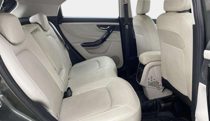 2022 Tata NEXON XZ PLUS (PREMIUM) PETROL DUAL TONE, Petrol, Manual, 49,837 km, Right Side Rear Door Cabin