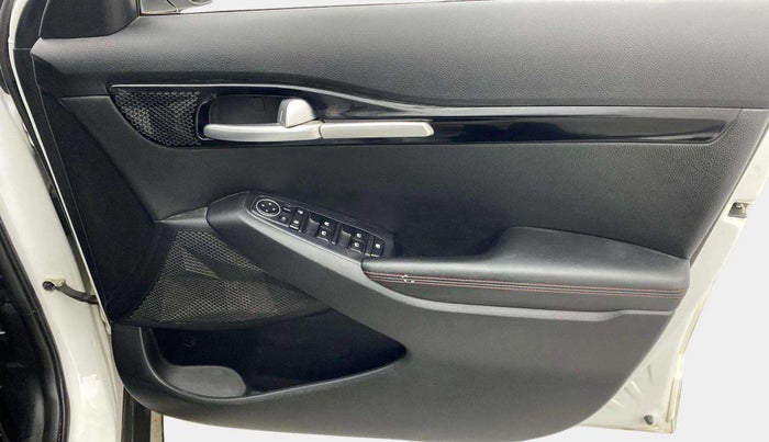 2020 KIA SELTOS GTK 1.4 PETROL, Petrol, Manual, 56,021 km, Driver Side Door Panels Control