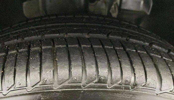 2022 Tata Tiago XZ PLUS PETROL, Petrol, Manual, 8,423 km, Right Front Tyre Tread