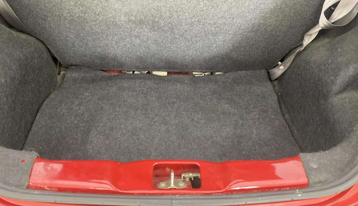 2017 Datsun Go T, Petrol, Manual, 28,153 km, Boot Inside