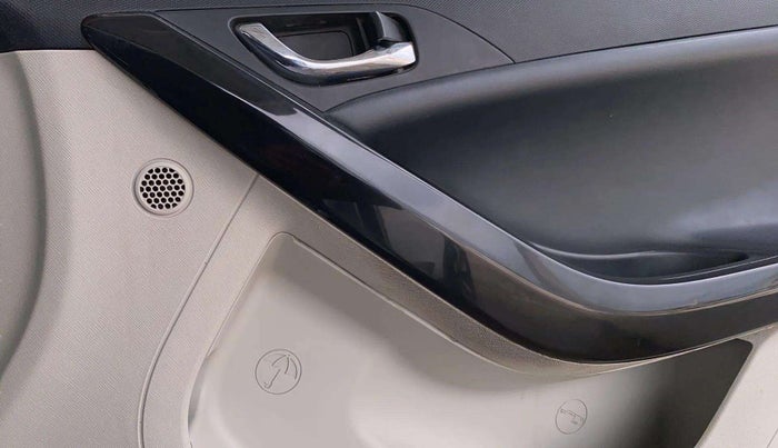 2022 Tata NEXON XZ PLUS PETROL, Petrol, Manual, 39,388 km, Driver Side Door Panels Control