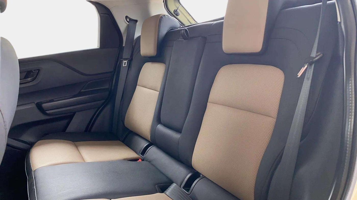 2022 Tata PUNCH CREATIVE 1.2 AMT KAZIRANGA EDITION , Petrol, Automatic, 15,171 km, Right Side Rear Door Cabin