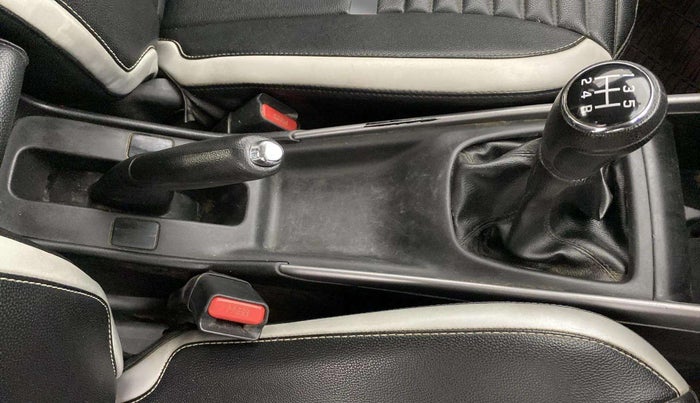 2021 Maruti Baleno ZETA PETROL 1.2, Petrol, Manual, 92,543 km, Gear Lever
