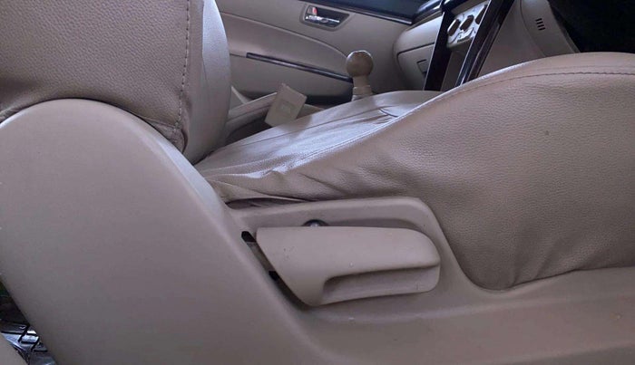 2016 Maruti Swift Dzire VXI, Petrol, Manual, 1,00,294 km, Driver Side Adjustment Panel