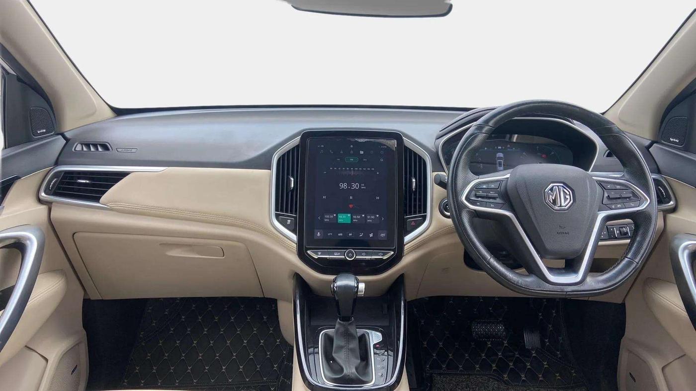 2022 MG HECTOR SHARP 1.5 CVT PETROL DUAL TONE, Petrol, Automatic, 31,172 km, Dashboard