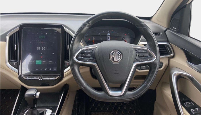2022 MG HECTOR SHARP 1.5 CVT PETROL DUAL TONE, Petrol, Automatic, 31,172 km, Steering Wheel Close Up