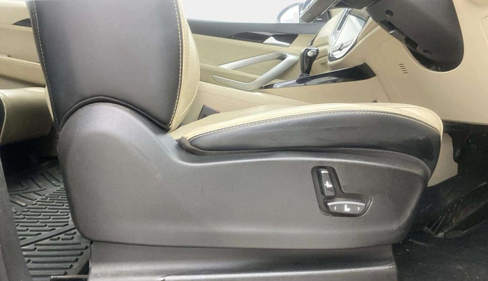 2021 MG HECTOR SHARP 1.5 PETROL CVT, Petrol, Automatic, 48,869 km, Driver Side Adjustment Panel