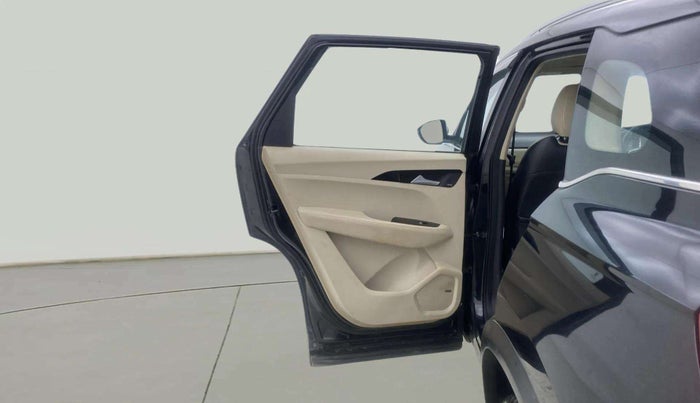2021 MG HECTOR SHARP 1.5 PETROL CVT, Petrol, Automatic, 48,869 km, LHS Rear Door