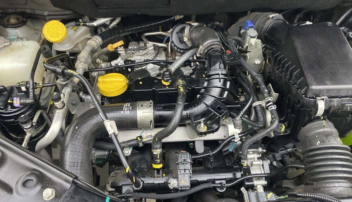 2023 Nissan MAGNITE XV TURBO CVT, Petrol, Automatic, 32,228 km, Engine View - Right
