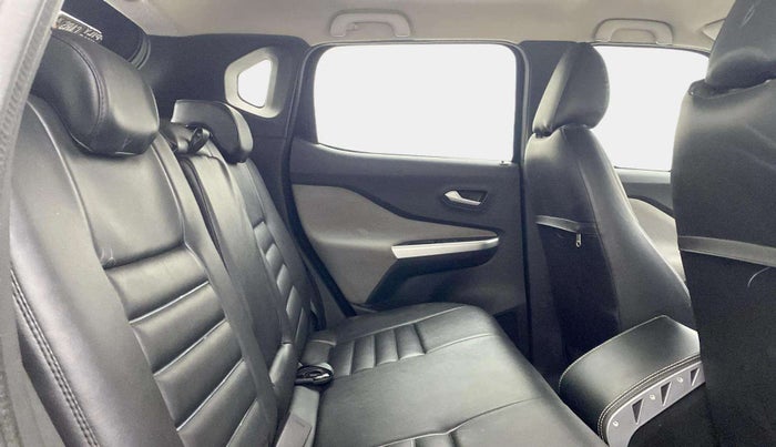2023 Nissan MAGNITE XV TURBO CVT, Petrol, Automatic, 32,228 km, Right Side Rear Door Cabin