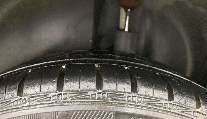 2016 Volkswagen Polo GT TSI AT, Petrol, Automatic, 51,354 km, Left Rear Tyre Tread