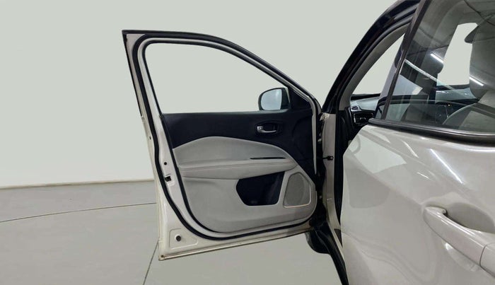 2020 Jeep Compass LIMITED PLUS PETROL AT, Petrol, Automatic, 65,674 km, LHS Front Door