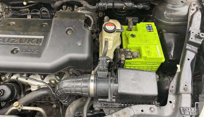 2016 Maruti Swift VDI, Diesel, Manual, 1,20,456 km, Engine View - Left