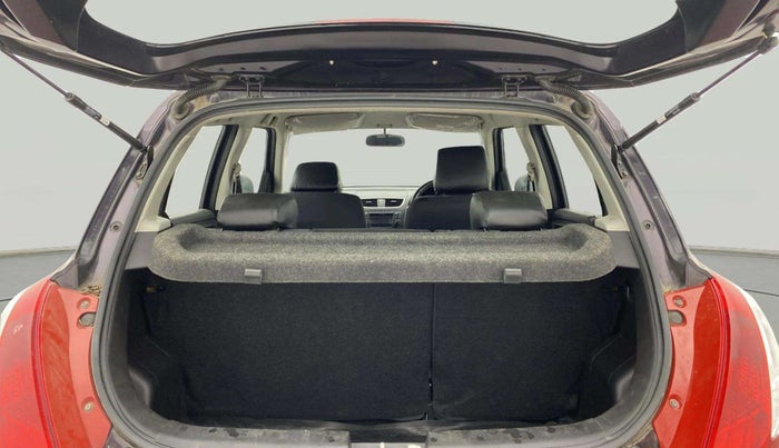 2016 Maruti Swift VDI, Diesel, Manual, 1,20,456 km, Boot Inside