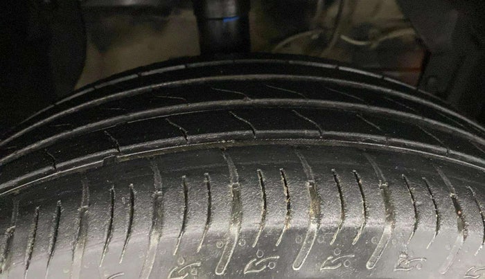 2018 Maruti Vitara Brezza ZDI AMT, Diesel, Automatic, 75,987 km, Right Front Tyre Tread