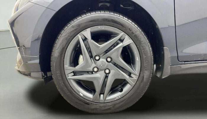 2023 Hyundai NEW I20 SPORTZ 1.2 MT, Petrol, Manual, 25,306 km, Left Front Wheel