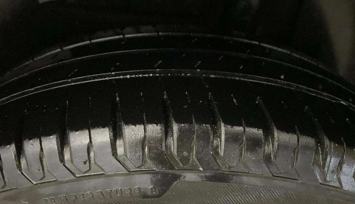 2018 Maruti Dzire ZXI PLUS AMT, Petrol, Automatic, 25,555 km, Left Rear Tyre Tread
