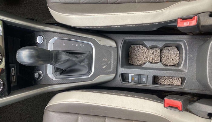 2019 Volkswagen T-ROC 1.5 TSI AT, Petrol, Automatic, 77,524 km, Gear Lever