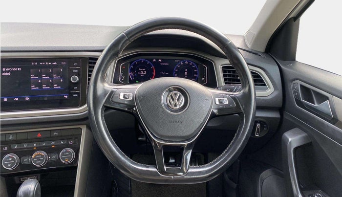 2019 Volkswagen T-ROC 1.5 TSI AT, Petrol, Automatic, 77,524 km, Steering Wheel Close Up