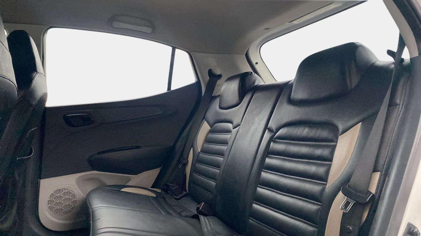 2021 Hyundai GRAND I10 NIOS MAGNA 1.2 KAPPA VTVT, Petrol, Manual, 71,637 km, Right Side Rear Door Cabin