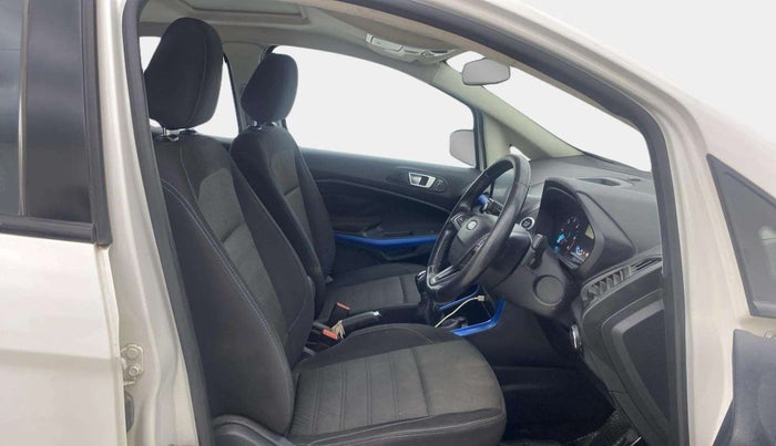 2018 Ford Ecosport TITANIUM 1.5L SIGNATURE EDITION (SUNROOF) DIESEL, Diesel, Manual, 69,591 km, Right Side Front Door Cabin