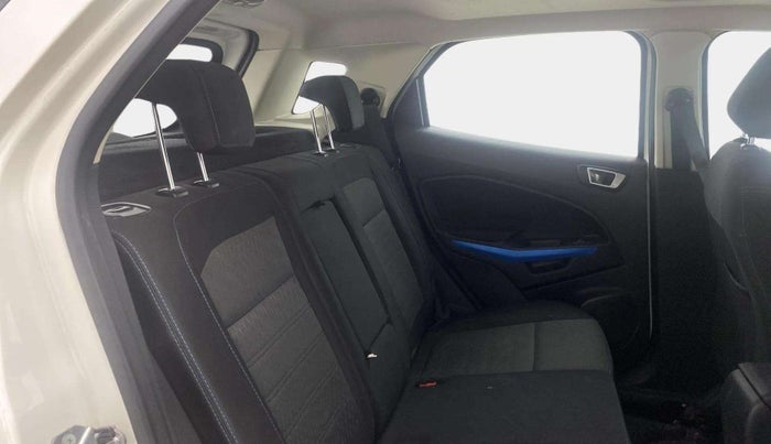 2018 Ford Ecosport TITANIUM 1.5L SIGNATURE EDITION (SUNROOF) DIESEL, Diesel, Manual, 69,591 km, Right Side Rear Door Cabin