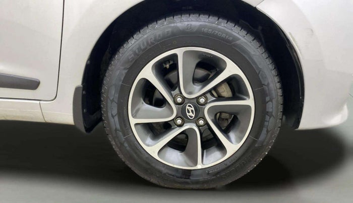 2017 Hyundai Grand i10 ASTA 1.2 KAPPA VTVT, Petrol, Manual, 1,02,494 km, Right Front Wheel