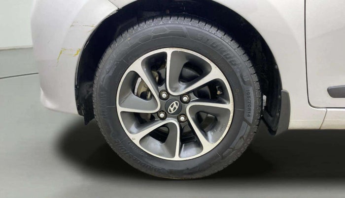 2017 Hyundai Grand i10 ASTA 1.2 KAPPA VTVT, Petrol, Manual, 1,02,494 km, Left Front Wheel