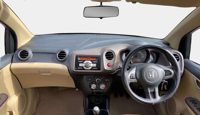 2013 Honda Brio V MT, Petrol, Manual, 52,459 km, Dashboard