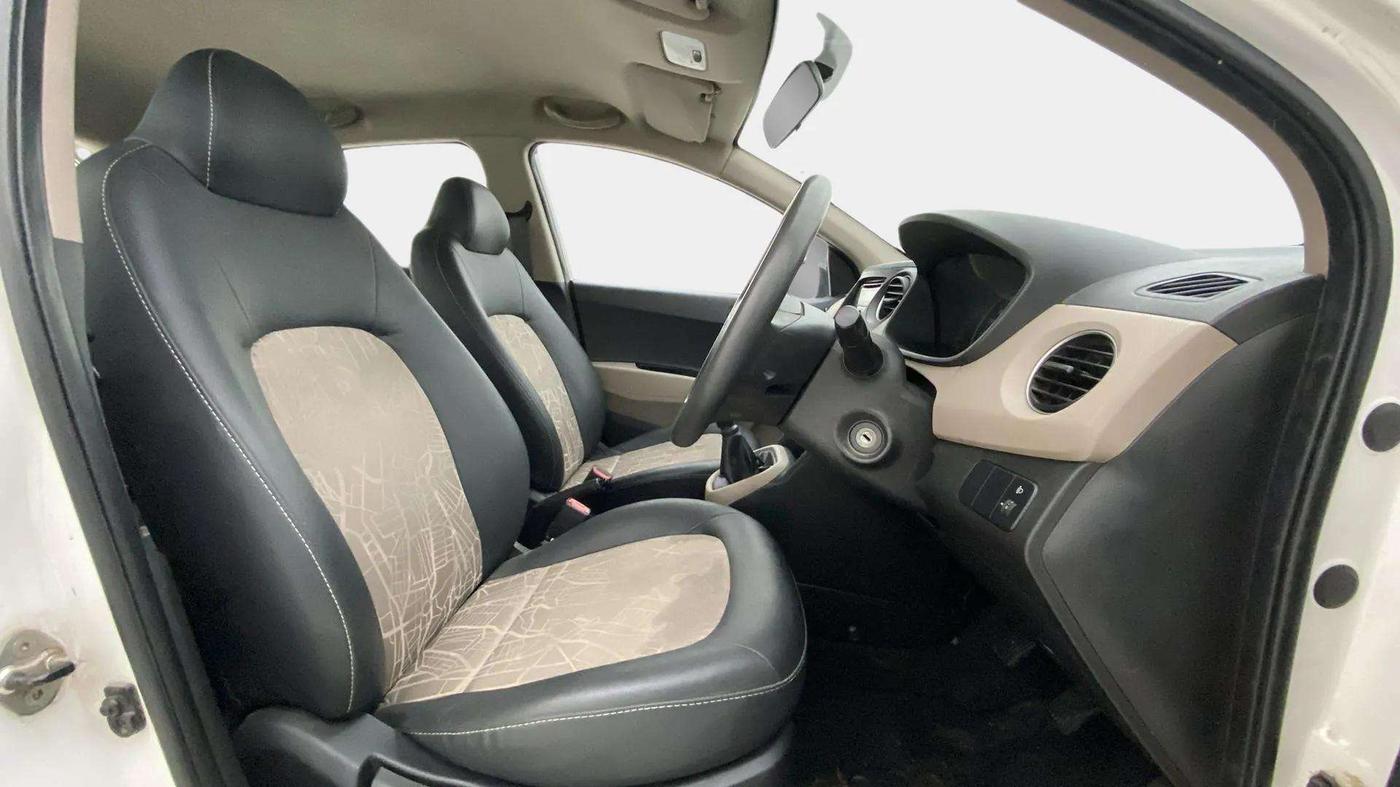 2013 Hyundai Grand i10 MAGNA 1.2 KAPPA VTVT, Petrol, Manual, 88,764 km, Right Side Front Door Cabin