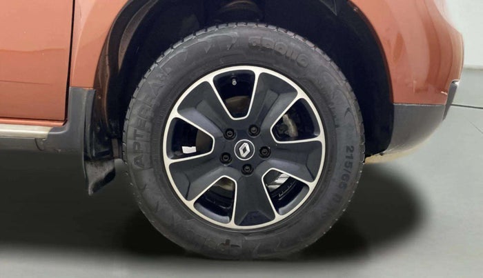 2016 Renault Duster 110 PS RXZ 4X2 AMT DIESEL, Diesel, Automatic, 61,336 km, Right Front Wheel