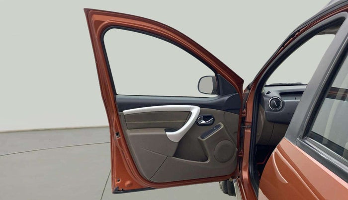 2016 Renault Duster 110 PS RXZ 4X2 AMT DIESEL, Diesel, Automatic, 61,336 km, LHS Front Door