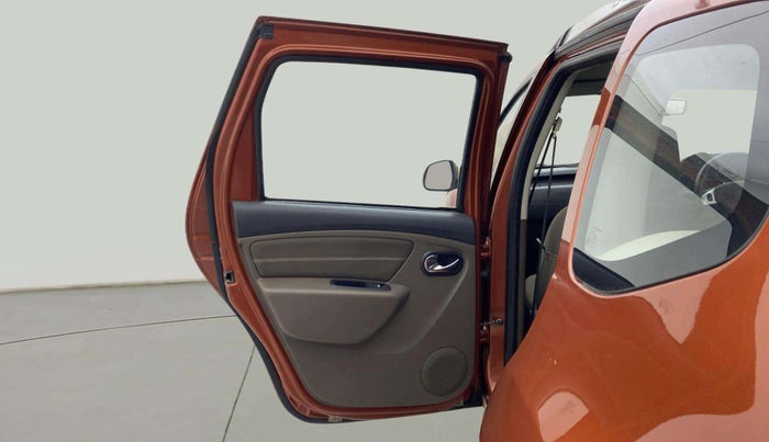 2016 Renault Duster 110 PS RXZ 4X2 AMT DIESEL, Diesel, Automatic, 61,336 km, LHS Rear Door