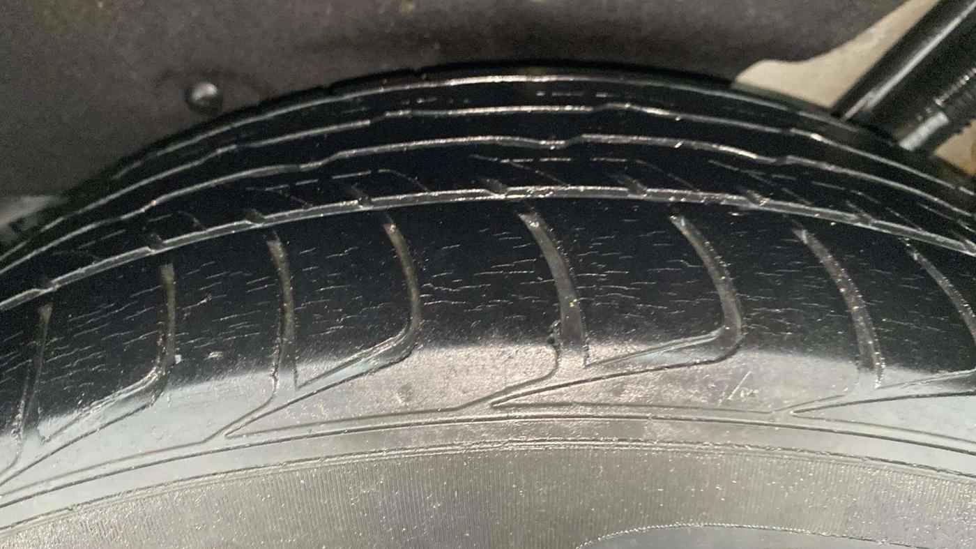 2019 Mahindra MARAZZO M2 7STR, Diesel, Manual, 53,028 km, Left Rear Tyre Tread