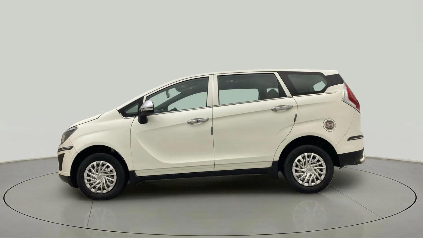 2019 Mahindra MARAZZO M2 7STR, Diesel, Manual, 53,028 km, Left Side