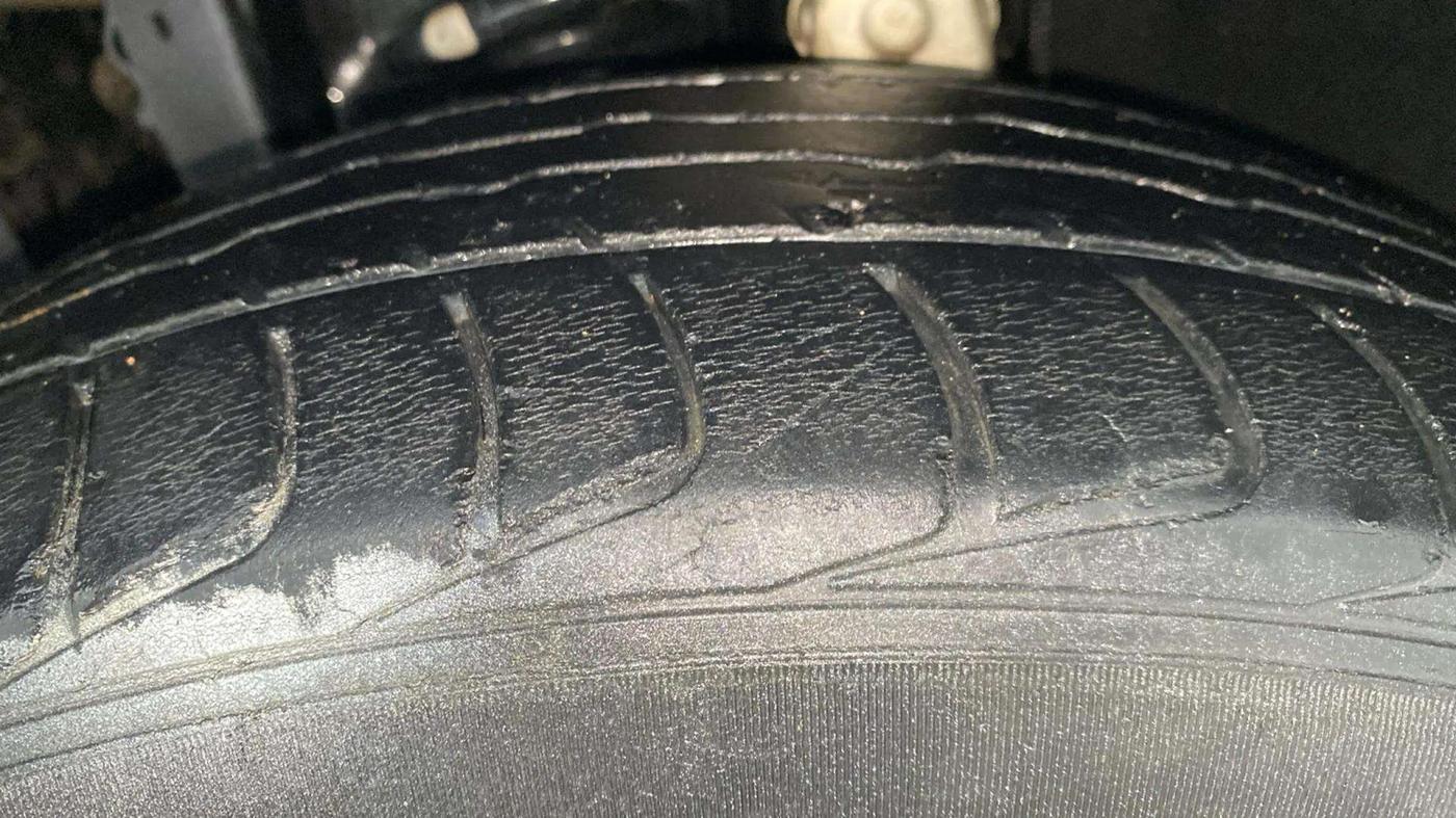 2019 Mahindra MARAZZO M2 7STR, Diesel, Manual, 53,028 km, Left Front Tyre Tread